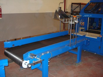 Integración de línea industrial con carga proceso y descarga